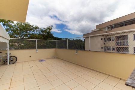 Apartamento para alugar com 134m², 2 quartos e 1 vaga