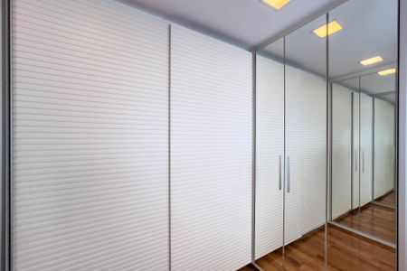 Casa à venda com 236m², 2 quartos e 2 vagasCloset do quarto 1