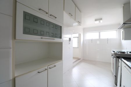 Apartamento à venda com 124m², 2 quartos e 1 vagaCozinha