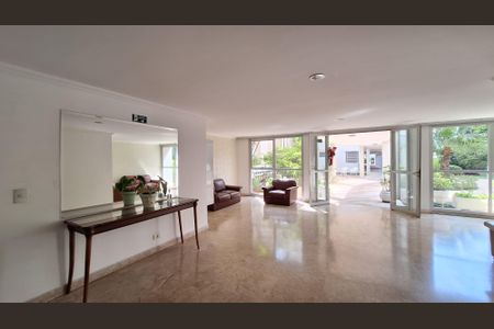 Apartamento à venda com 124m², 2 quartos e 1 vagaHall