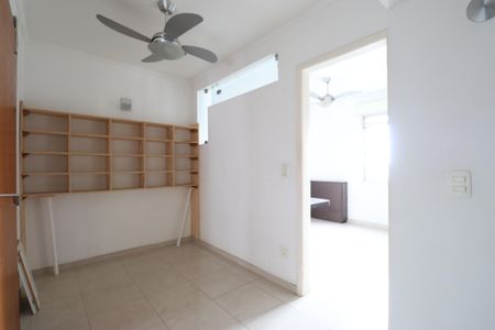 Apartamento à venda com 124m², 2 quartos e 1 vagaCloset