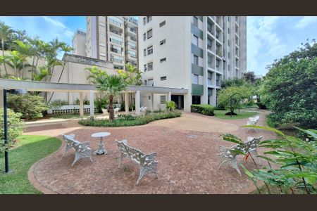 Apartamento à venda com 124m², 2 quartos e 1 vagaÁrea comum