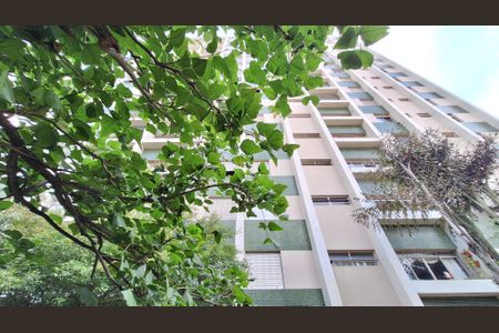 Apartamento à venda com 124m², 2 quartos e 1 vagaÁrea comum