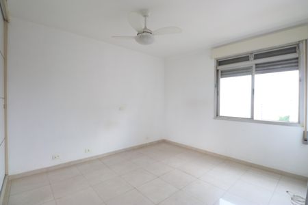 Apartamento à venda com 124m², 2 quartos e 1 vagaSuíte