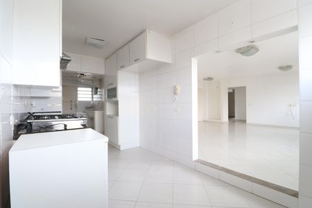 Apartamento à venda com 124m², 2 quartos e 1 vagaCozinha