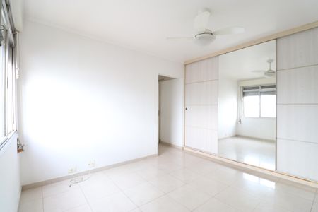 Apartamento à venda com 124m², 2 quartos e 1 vagaSuíte