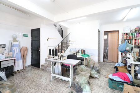 Casa à venda com 150m², 6 quartos e 1 vagaSala 2