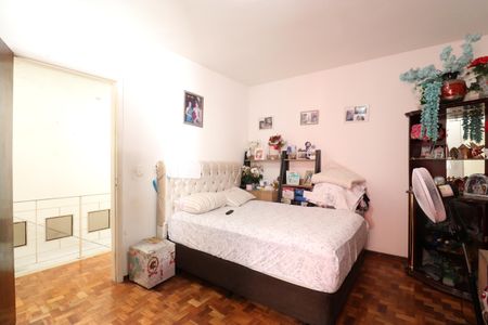 Casa à venda com 150m², 6 quartos e 1 vagaSuíte 1