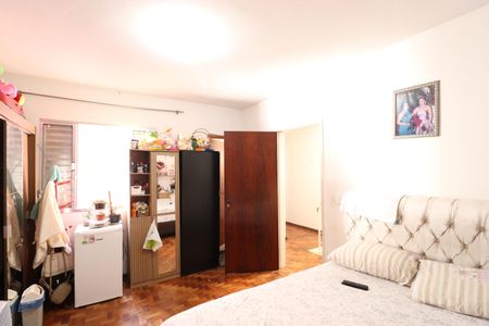 Casa à venda com 150m², 6 quartos e 1 vagaSuíte 1
