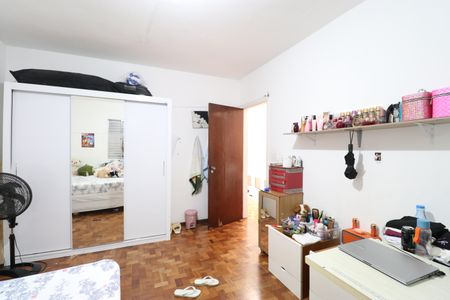 Casa à venda com 150m², 6 quartos e 1 vagaQuarto 3