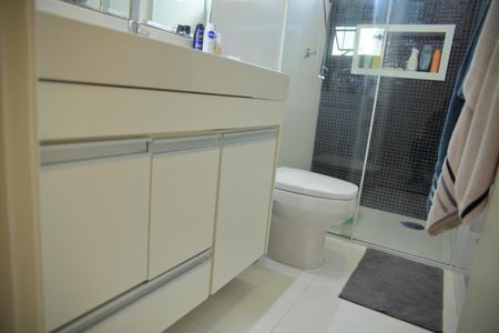 Apartamento à venda com 62m², 2 quartos e 1 vagaBanheiro 