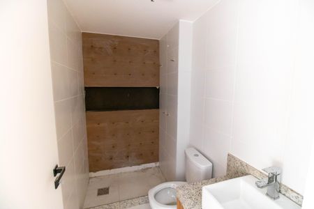 Banheiro de kitnet/studio à venda com 1 quarto, 33m² em Icaraí, Niterói