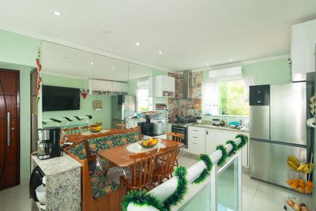 Casa de condomínio para alugar com 170m², 3 quartos e 1 vaga Casa de condomínio para alugar com 170m², 3 quartos e 1 vagaCozinha