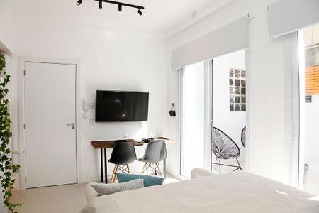 Studio - Sala / Quarto de kitnet/studio para alugar com 1 quarto, 32m² em Centro Histórico, Porto Alegre