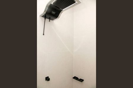 Banheiro de kitnet/studio para alugar com 1 quarto, 32m² em Centro Histórico, Porto Alegre