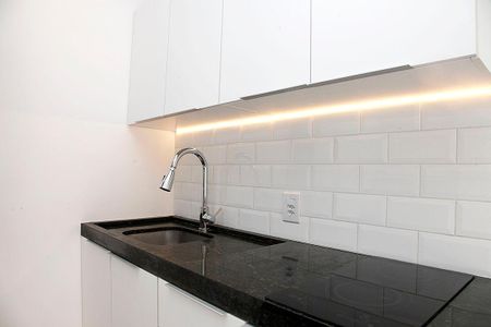 Cozinha de kitnet/studio para alugar com 1 quarto, 32m² em Centro Histórico, Porto Alegre