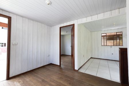 Sala de casa para alugar com 1 quarto, 50m² em Santa Cândida, Curitiba