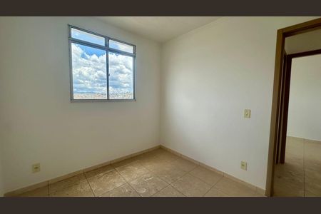 Quarto  de apartamento à venda com 2 quartos, 50m² em Califórnia, Contagem
