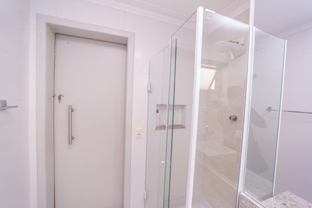 Casa à venda com 125m², 2 quartos e 2 vagas Casa à venda com 125m², 2 quartos e 2 vagasBanheiro