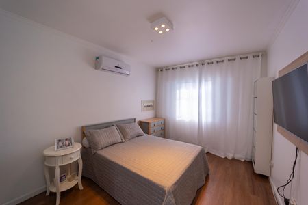 Casa à venda com 125m², 2 quartos e 2 vagas Casa à venda com 125m², 2 quartos e 2 vagasQuarto 2