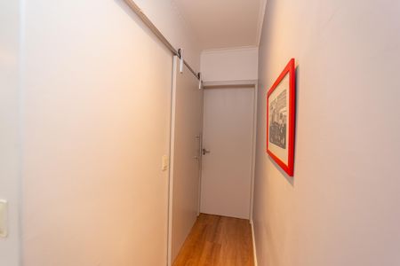 Casa à venda com 125m², 2 quartos e 2 vagas Casa à venda com 125m², 2 quartos e 2 vagasCorredor