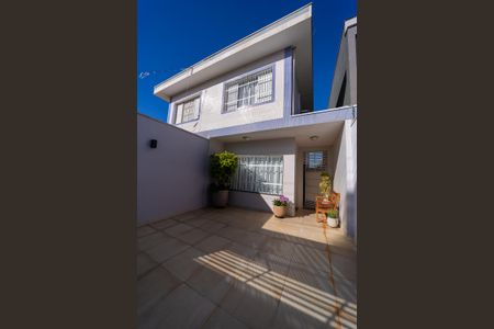 Casa à venda com 125m², 2 quartos e 2 vagas Casa à venda com 125m², 2 quartos e 2 vagasGaragem