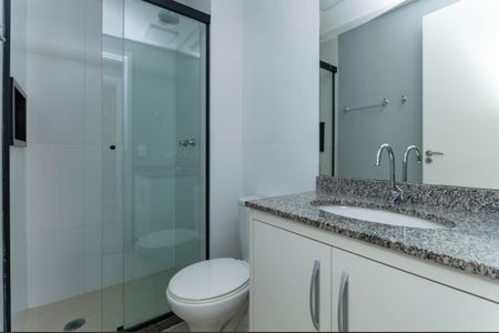 Banheiro Social de apartamento à venda com 2 quartos, 48m² em Pompeia, São Paulo