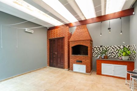 Casa à venda com 136m², 2 quartos e 2 vagasÁrea de Serviço e Churrasqueira