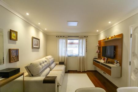 Casa à venda com 136m², 2 quartos e 2 vagasSala