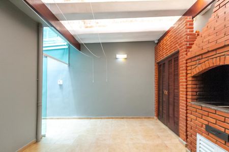 Casa à venda com 136m², 2 quartos e 2 vagasÁrea de Serviço e Churrasqueira