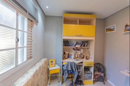 Casa à venda com 273m², 3 quartos e 3 vagas Casa à venda com 273m², 3 quartos e 3 vagasQuarto 1