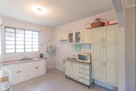 Casa à venda com 273m², 3 quartos e 3 vagas Casa à venda com 273m², 3 quartos e 3 vagasCozinha