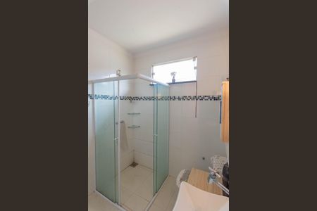 Casa à venda com 273m², 3 quartos e 3 vagas Casa à venda com 273m², 3 quartos e 3 vagasBanheiro da Suíte