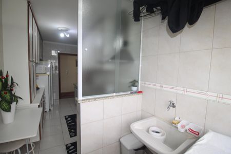 Casa à venda com 60m², 2 quartos e 1 vagaÁrea de Serviço