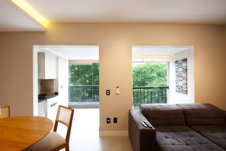 Apartamento para alugar com 72m², 2 quartos e 1 vagaSala