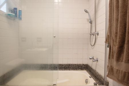 Apartamento para alugar com 72m², 2 quartos e 1 vagabanheiro quarto 1