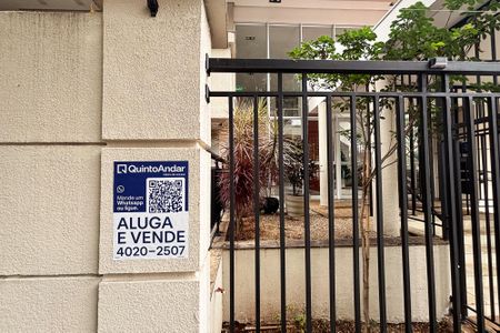 Apartamento para alugar com 72m², 2 quartos e 1 vagafachada do predio