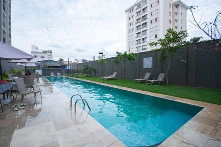 Apartamento para alugar com 33m², 2 quartos e sem vaga Apartamento para alugar com 33m², 2 quartos e sem vagaÁrea comum - Piscina