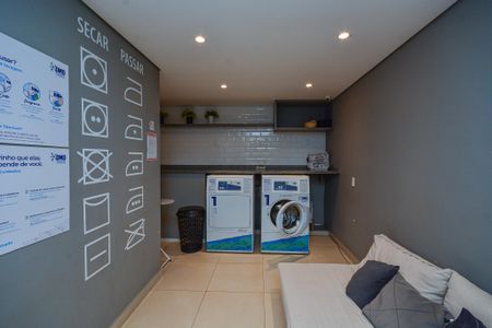 Apartamento para alugar com 33m², 2 quartos e sem vaga Apartamento para alugar com 33m², 2 quartos e sem vagaLavanderia