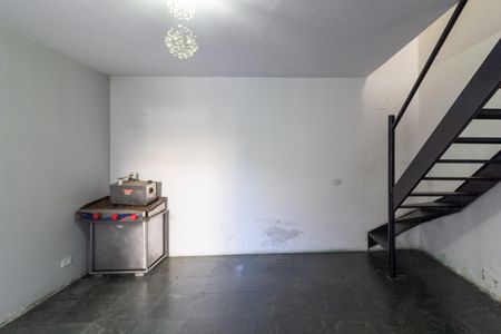Casa para alugar com 73m², 2 quartos e 1 vagaSala