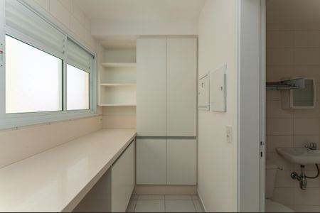Apartamento à venda com 130m², 3 quartos e 2 vagasÁrea de Serviço