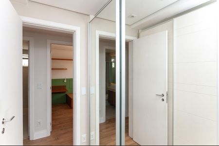 Apartamento à venda com 130m², 3 quartos e 2 vagasQuarto 1 Suíte