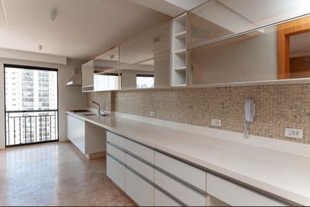 Apartamento à venda com 130m², 3 quartos e 2 vagasCozinha