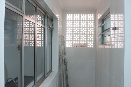 Casa à venda com 150m², 3 quartos e 1 vagaÁrea de Serviço