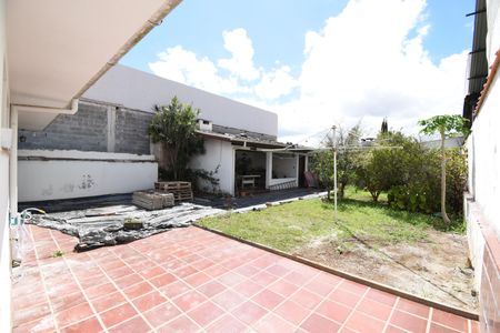 Casa para alugar com 250m², 2 quartos e 4 vagasÁrea externa