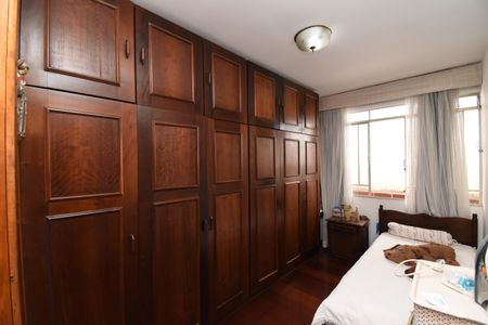 Casa para alugar com 250m², 2 quartos e 4 vagasQuarto 2