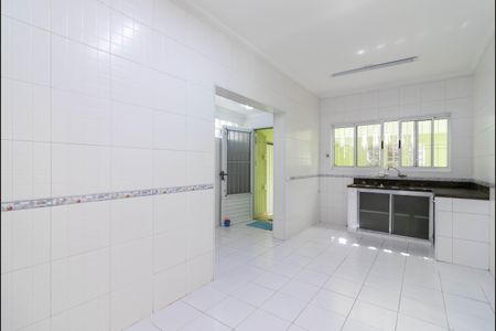 Casa para alugar com 201m², 2 quartos e 2 vagasCozinha