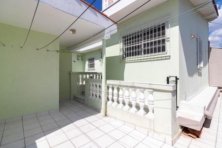 Casa para alugar com 201m², 2 quartos e 2 vagasVaranda / Quintal