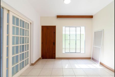 Casa para alugar com 201m², 2 quartos e 2 vagasSala de Estar