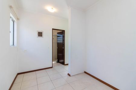 Casa para alugar com 201m², 2 quartos e 2 vagasSuíte 1 - Closet